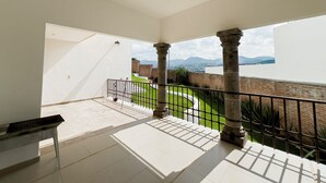 Unclassified image, 3 of 102, button - Casa Amarilla Guanajuato (Guanajuato)