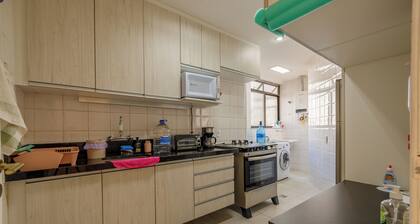 Cozy apartment in Recreio/RJ with balcony. Spacious, bright and airy.