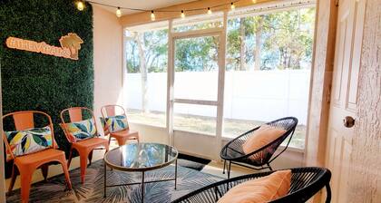 10 Min. to Everbank Stadium, Made for Working Professionals, 15 Min. to Mayport