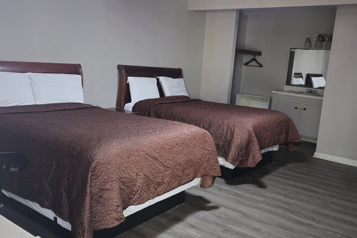 Standard Double Room | Free WiFi