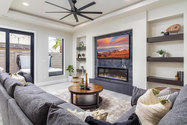 TV - Hurricane UT, ATV/ RV parking + Private Spa (Hurricane)