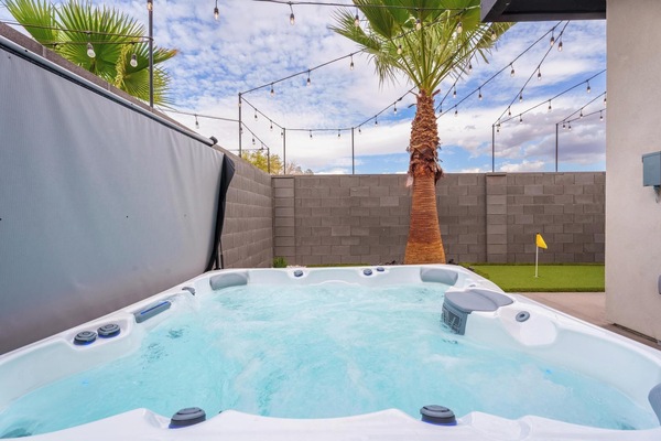 Tina de hidromasaje al aire libre