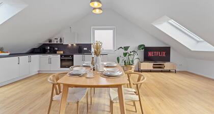 Design loft | near old town | parking lot | 84 mÂČ