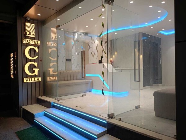 Front of property - Hotel C & G Villa New Delhi (New Delhi)