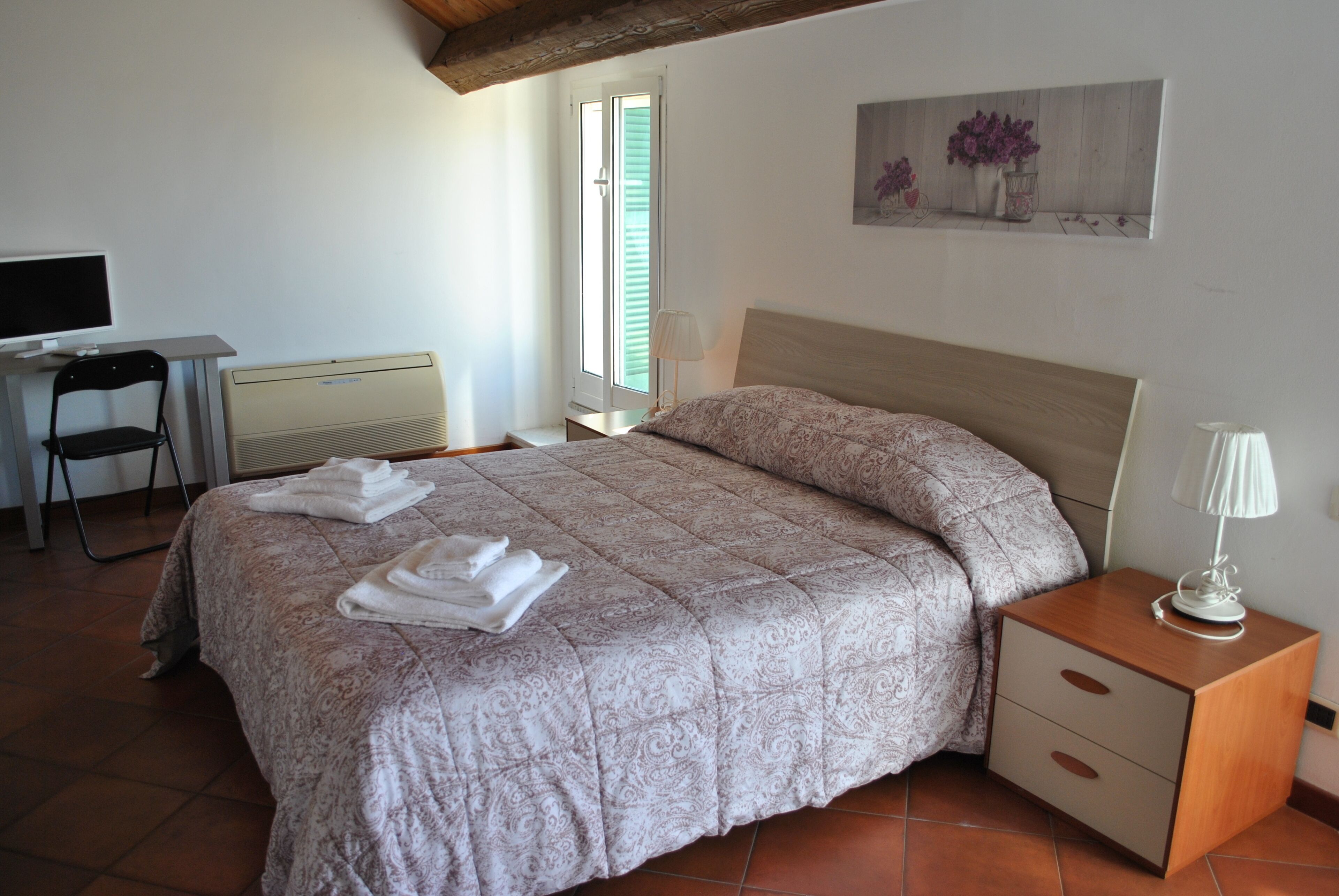 Family Room, Non Smoking, Sea View | In-room safe, desk, laptop workspace, blackout drapes