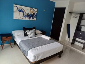 2 bedrooms, WiFi, bed sheets