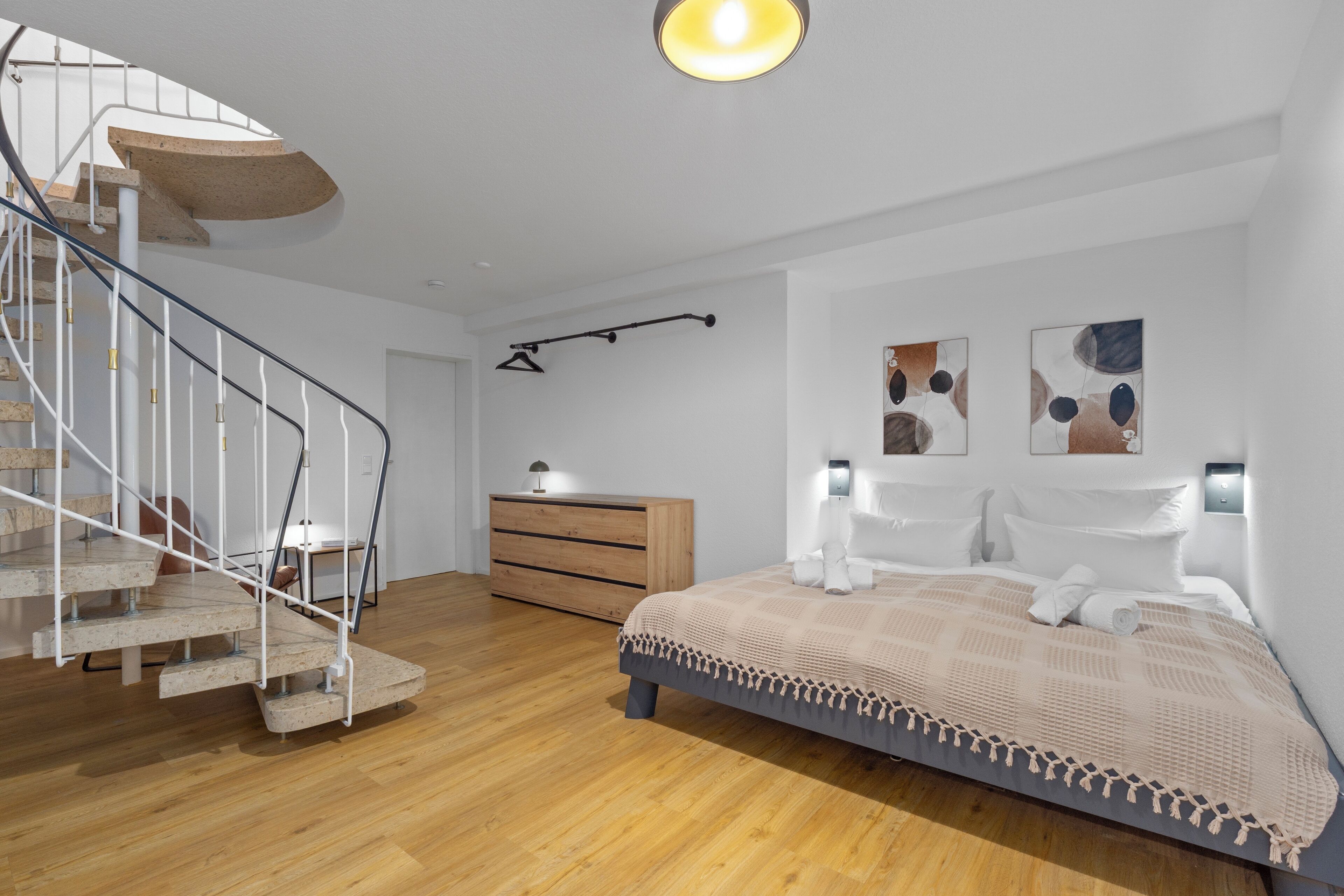 2 bedrooms, iron/ironing board, travel cot, free WiFi