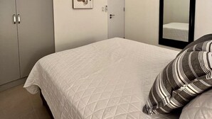 2 室のベッドルーム、WiFi、ベッドシーツ