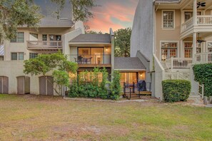 House (3 Bedrooms) | Interior - Mizzenmast by Avantstay Harbourtown Escape Group Retreat w/ Patio (Hilton Head Island)