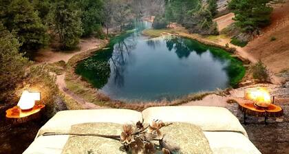 Country House 'La Puerta Del Rio Lobos' with Mountain View, Private Pool and Wi-Fi