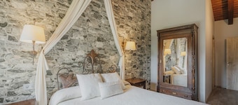 Maison de campagne "La Puerta Del Rio Lobos Il" avec piscine privée, terrasse privée et Wi-Fi