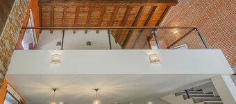 Casa di campagna 'La Puerta Del Río Lobos I' con piscina privata, terrazza condivisa e Wi-Fi