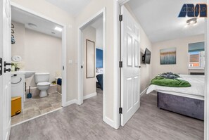 2 soveværelser, strygejern/strygebræt, gratis Wi-Fi, sengetøj