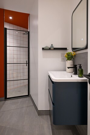 Apartment | 2 bedrooms, Internet