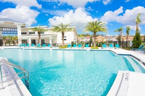 Pool - Cozy 4br House w/ EV Charger & Perfect Location! (Kissimmee)