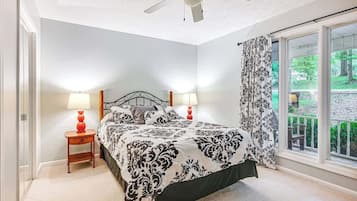 6 bedrooms, iron/ironing board, travel crib, WiFi