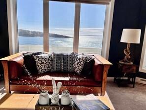 Fernseher, Kamin, Videospiele