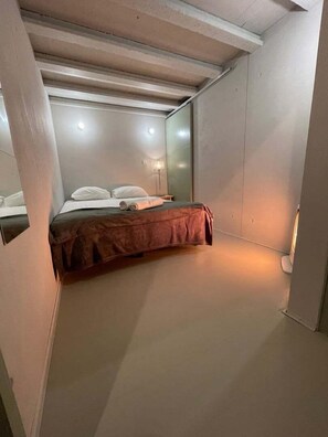 Internet, bed sheets - LuxiStay Aliados - Central Historic Downtown Apt (Porto)