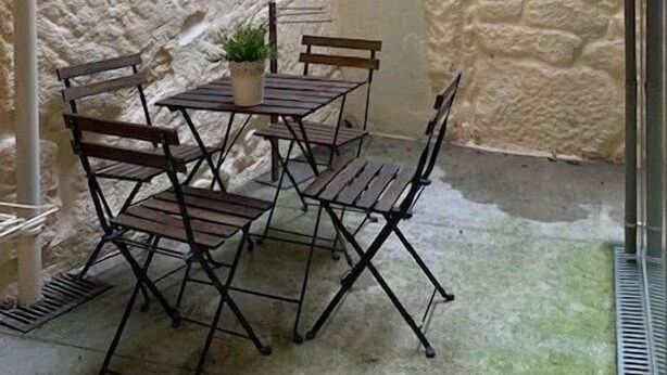 Dining - LuxiStay Aliados - Central Historic Downtown Apt (Porto)