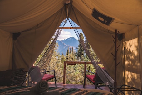 Spruce Tent | Mountain view. Alpenglow Luxury Camping