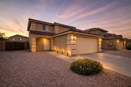 Desert Oasis Buckeye Verrado Gameroom Golf