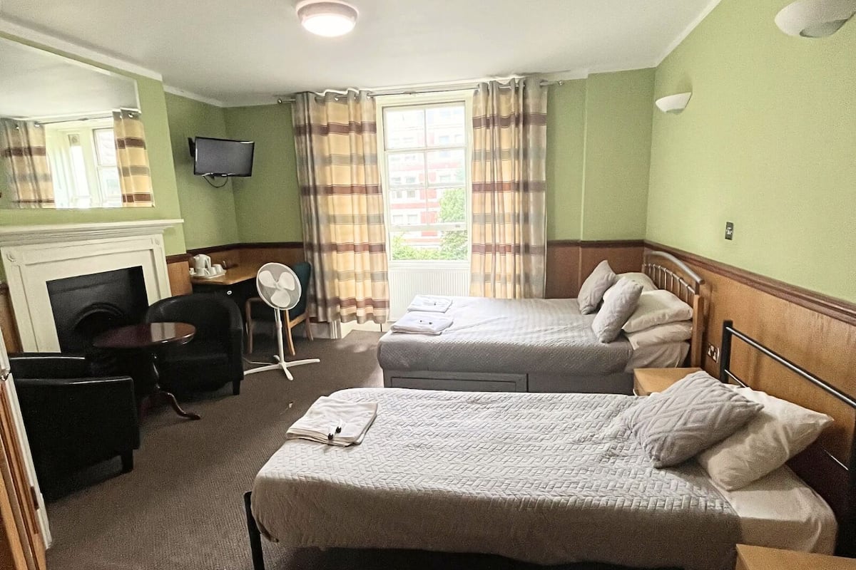 Triple Room