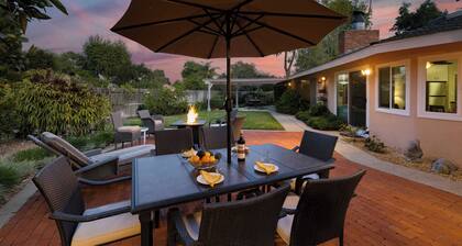 East Valley Manor by Avantstay Minutes to the Beach