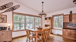 Dining - Long Lake Escape Three Lakes (Eagle River)