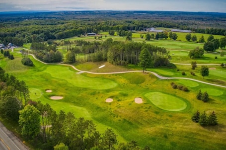 Golf. Romantic Country Getaway