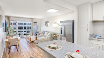 Apartamento, 2 quartos (0174 KW 710) | Área de estar