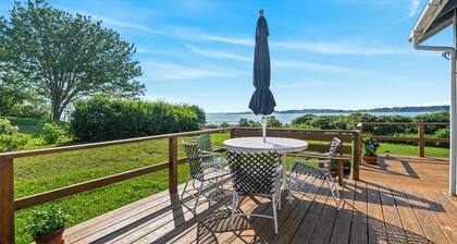 The Beach Pea 2 BR/1 BA Beachside bungalow feet from the Maine shore.