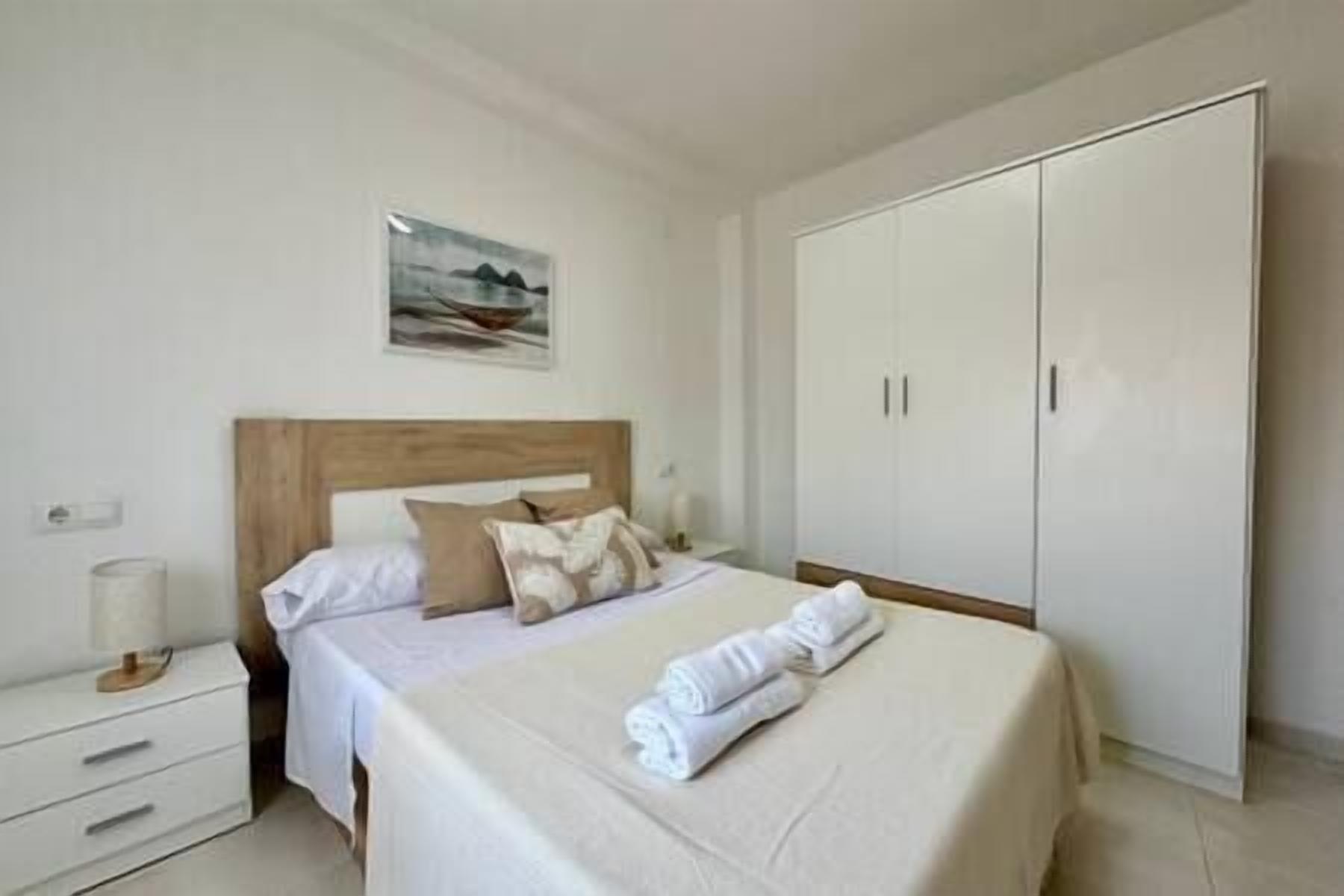 2 chambres, fer et planche à repasser, lit parapluie, Wi-Fi