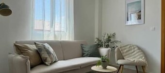 Views of the Castell de Alacuas