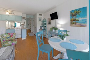 Interior - Pools + Tennis | Walk to Shops & Restaurants | Coastal Condo (Tybee Island)