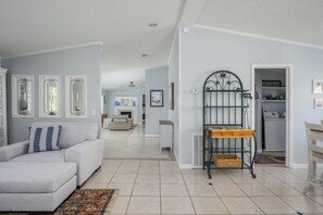 TV, fireplace, offices - Pet-Friendly, Stylish 3-Bedroom Home with Outdoor Oasis (Tybee Island)