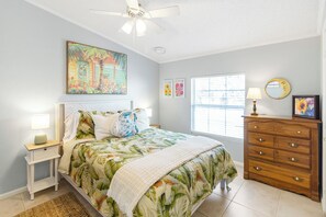 3 bedrooms, desk, iron/ironing board, free WiFi - Pet-Friendly w/ Fenced Yard | Easy Beach Access + Walk to Shops (Tybee Island)