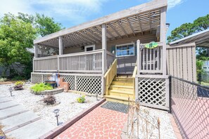 Exterior - Pet-Friendly, Stylish 3-Bedroom Home with Outdoor Oasis (Tybee Island)