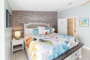 3 bedrooms, desk, iron/ironing board, free WiFi