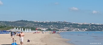 House with sea view vast marina