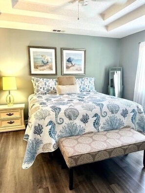 2 bedrooms, iron/ironing board, free WiFi, bed sheets - Get your Summer 2025 Beach Buster Rate-20% OFF (Tybee Island)