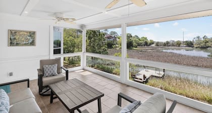Hot Tub + Screened Porches │ Private Dock & Marsh Sunset Views