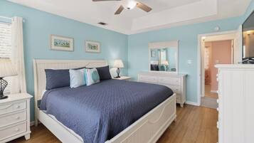 4 bedrooms, desk, iron/ironing board, free WiFi