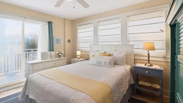 2 bedrooms, desk, iron/ironing board, WiFi (free)