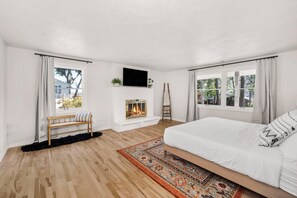 6 chambres, bureau, lit parapluie, Wi-Fi