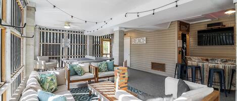 電視、乒乓球設施