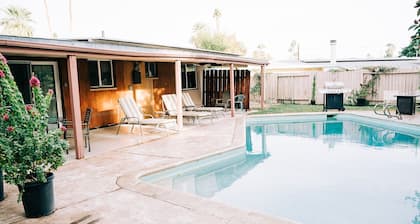 Palm Desert Vacation Villa: Ultimate Comfort & Space