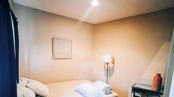 2 Schlafzimmer, Schreibtisch, WLAN, Bettwäsche