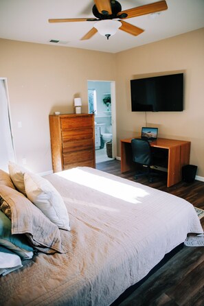 2 chambres, bureau, Wi-Fi, draps fournis