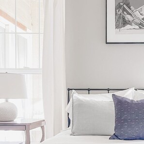 2 bedrooms, desk, iron/ironing board, free WiFi