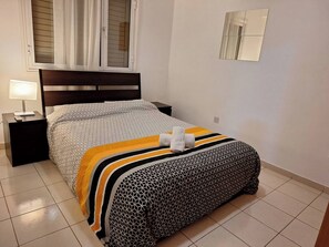 2 camere, ferro/asse da stiro, culla da viaggio, Wi-Fi gratuito